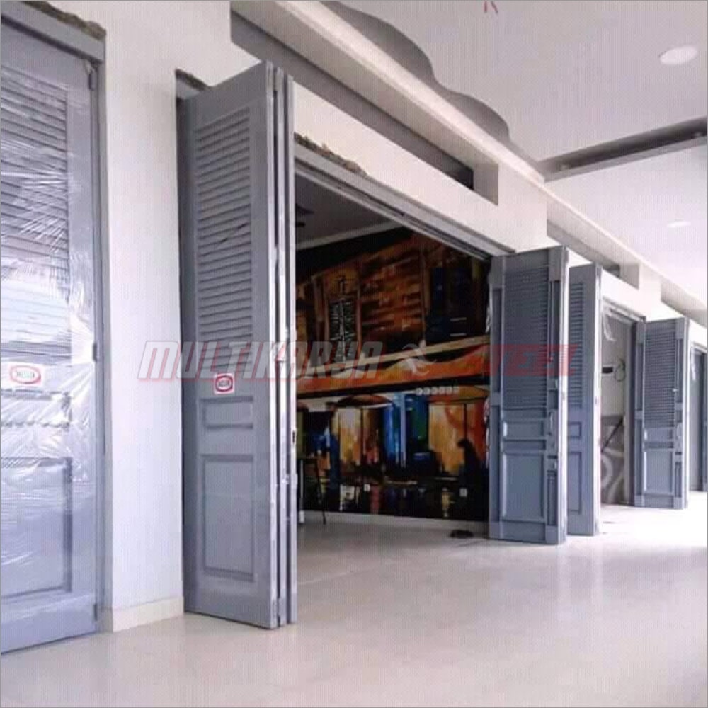 Foto Pintu Plat 9 Multi Karya Steel