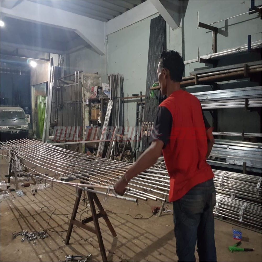Foto Rolling Grille 9 Multi Karya Steel